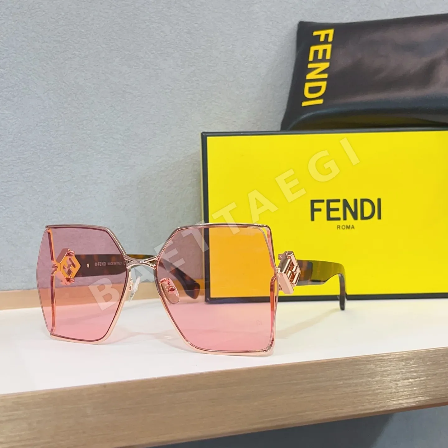 펜디 선글라스 74249 Fendi Sunglasses