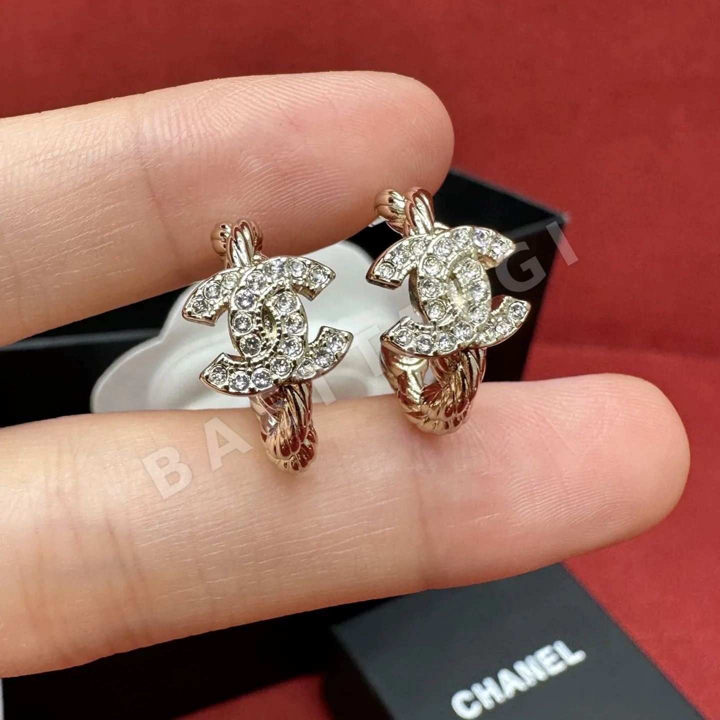 샤넬 트위스트 로프 더블 C 후프 귀걸이 178612