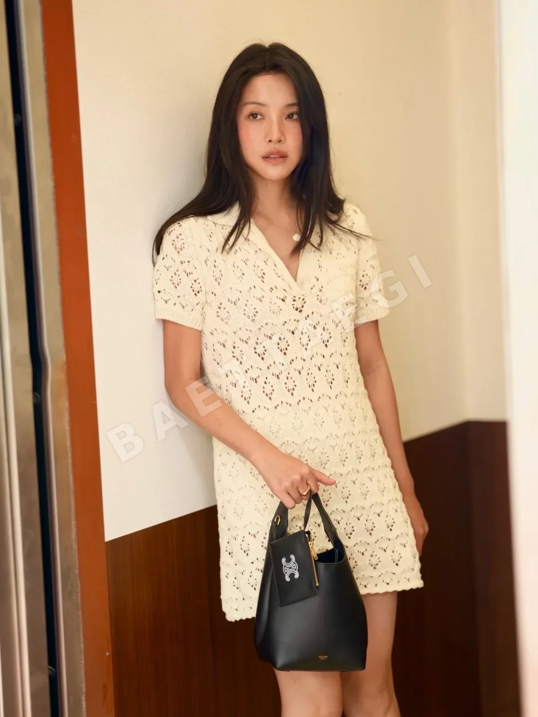 셀린느 로고 자수 니트 폴로 원피스 114847