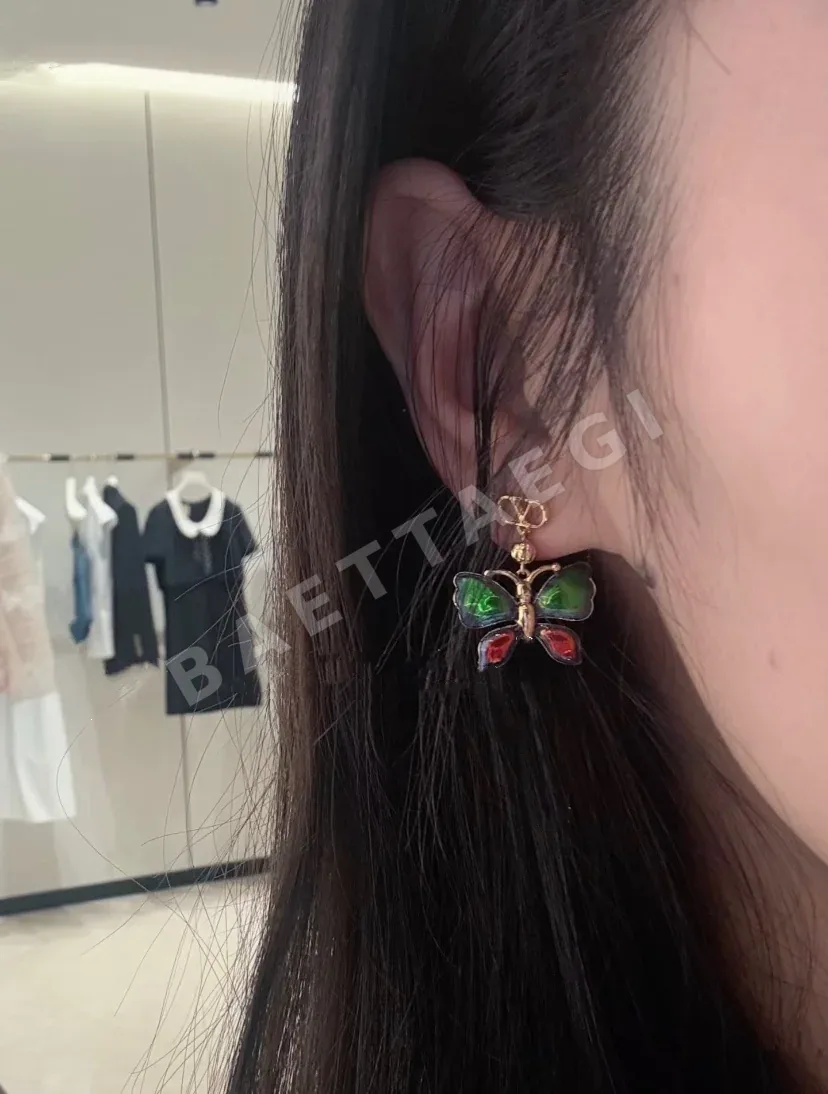 발렌티노 골드 빈티지 에나멜 나비 귀걸이 상세 이미지 2