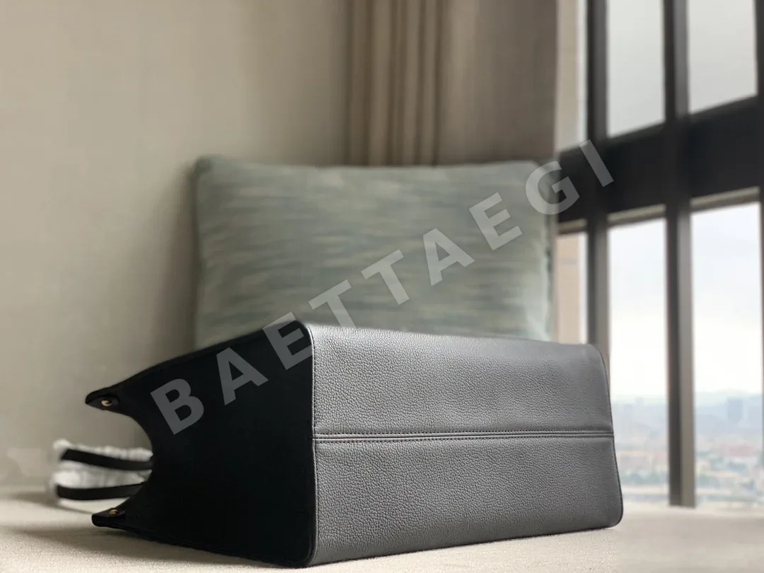 루이비통 온더고 MM 토트백 M23834 상세 이미지 4