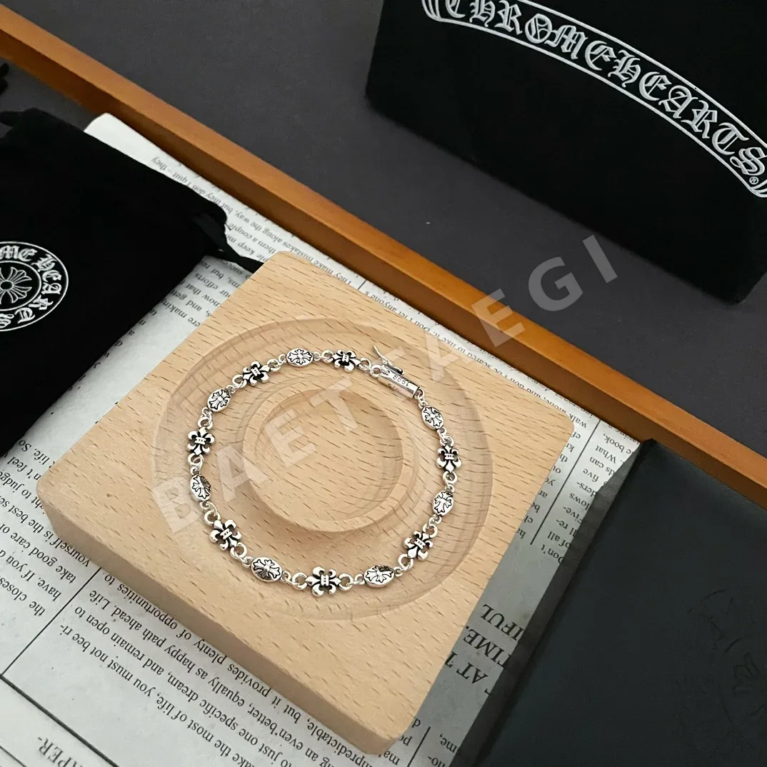 크롬하츠 클래식 크로스 스카우트 플라워 팔찌 상세 이미지 7