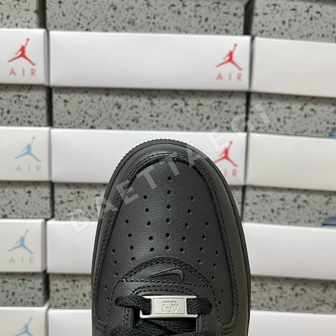 나이키 [MAX] 에어 포스 1 로우 CU9225-001 201086 Nike Air Force 1 Low Supreme Black 상세 이미지 4