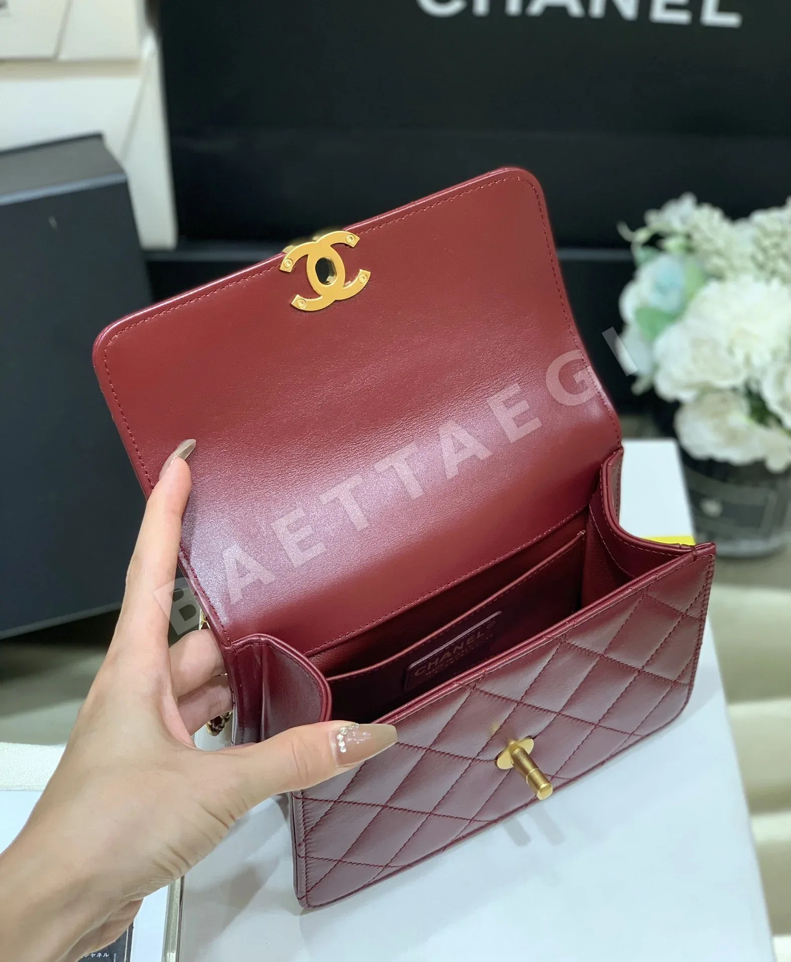 샤넬 메티에 다르 더블 골드 비즈 중형 가방 AP2649 상세 이미지 6