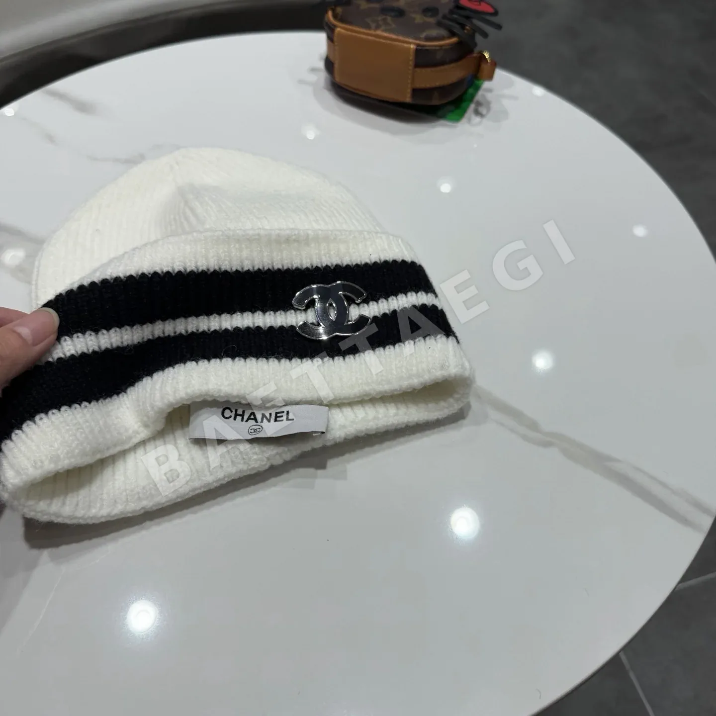 샤넬 니트 비니 모자 상세 이미지 8
