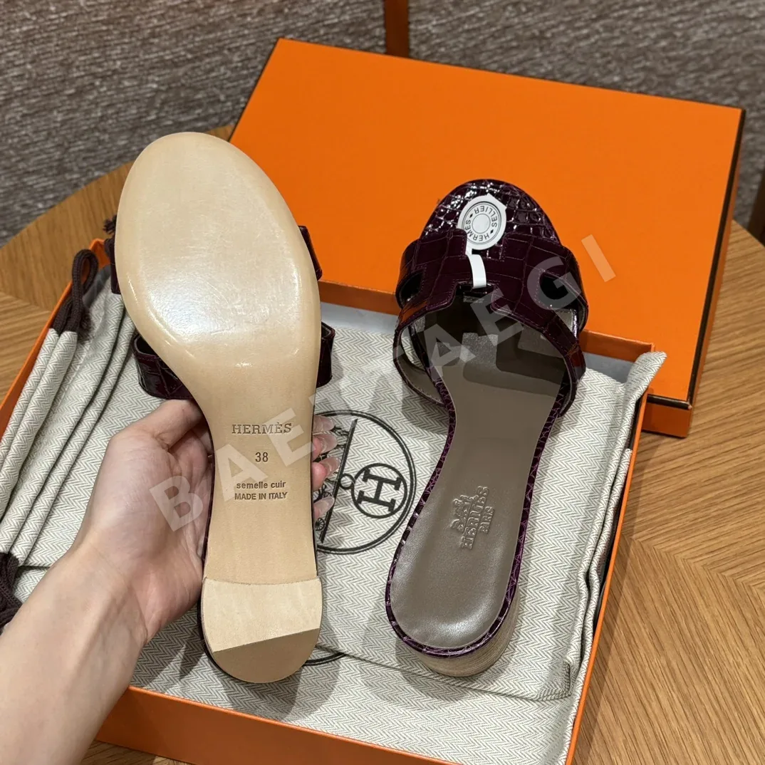 에르메스 오아시스 샌들 카시스 악어가죽 하이힐 상세 이미지 7