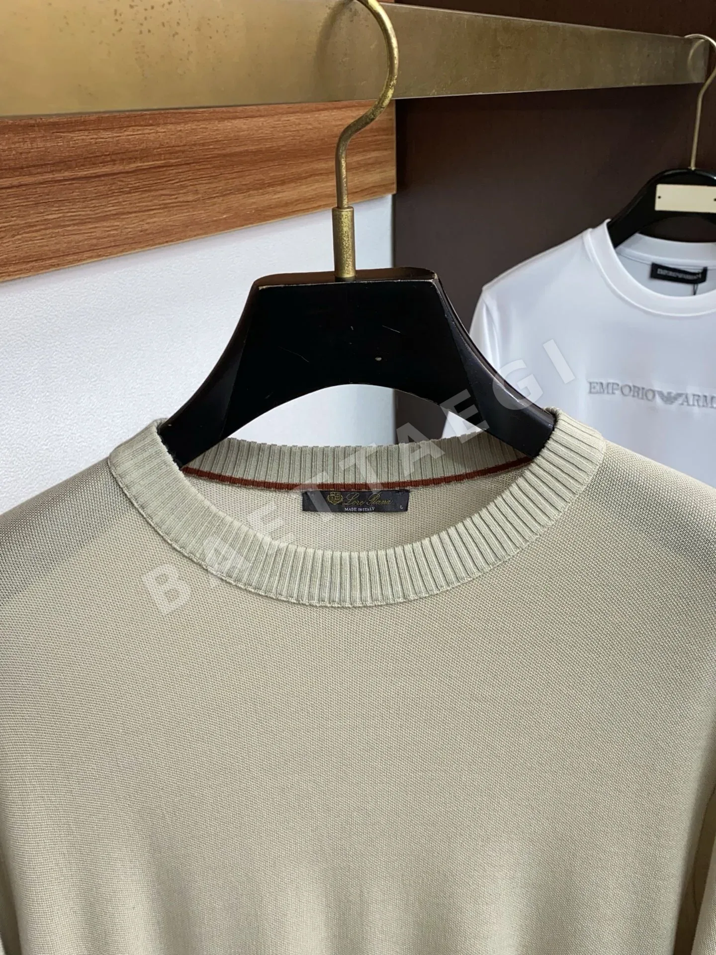 로로피아나 남성 크루넥 반팔 티셔츠 상세 이미지 3