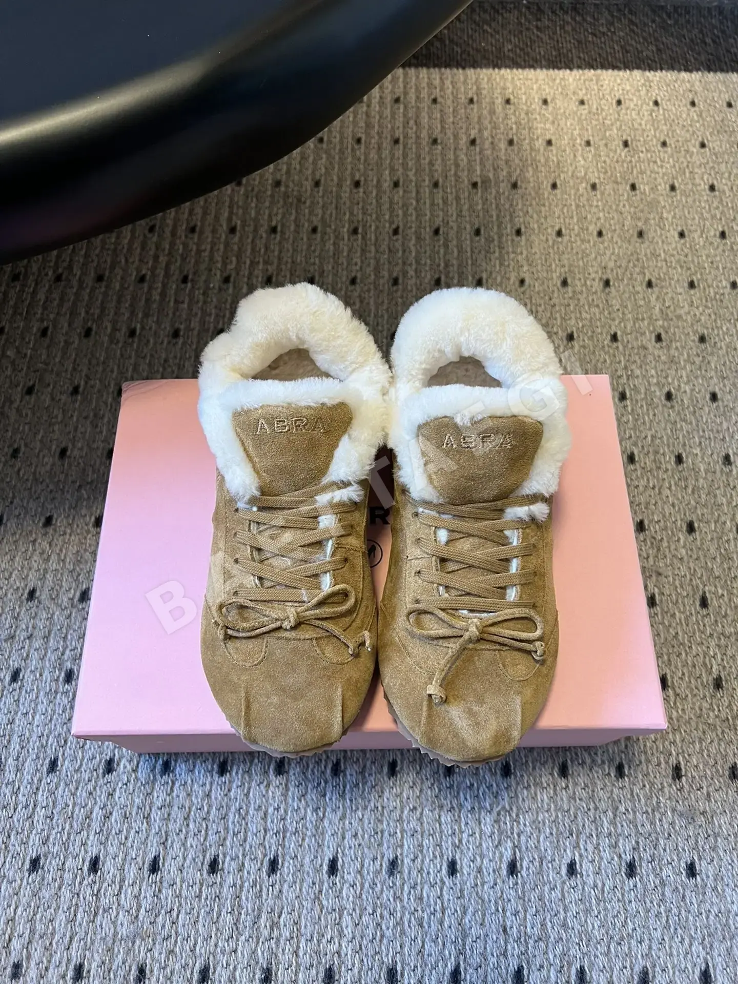 아브라 플리스 안감 리본 플랫 슈즈 134474