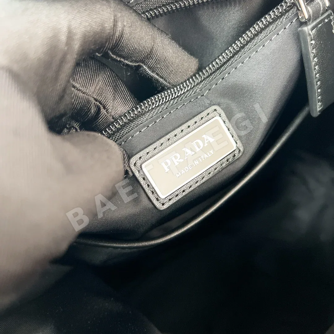 프라다 낙하산 나일론 남성용 백팩 2VZ108 상세 이미지 9