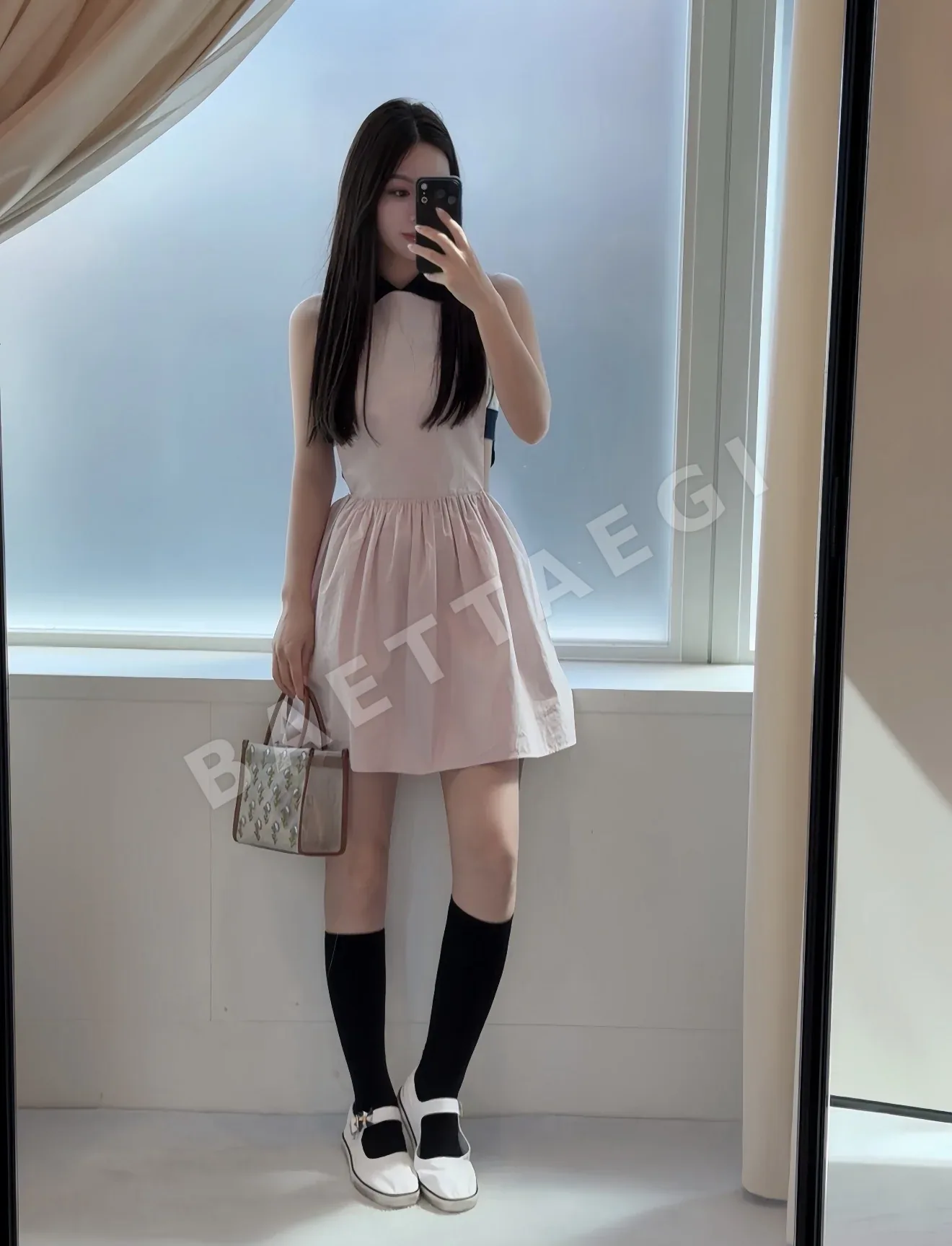 미우미우 핑크 플라워 A라인 원피스
