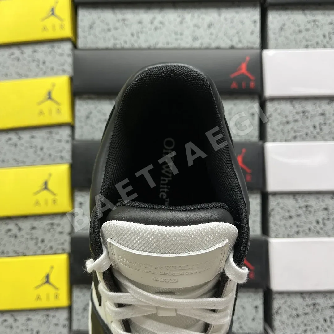 오프화이트 [KZ] 아웃 오브 오피스 OOO 로우 탑스 202488 Off White Out Of Office OOO Low Tops 상세 이미지 3