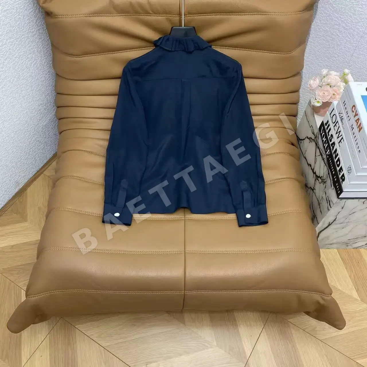 샤넬 헤비웨이트 실크 아코디언 플리츠 카라 셔츠 상세 이미지 5