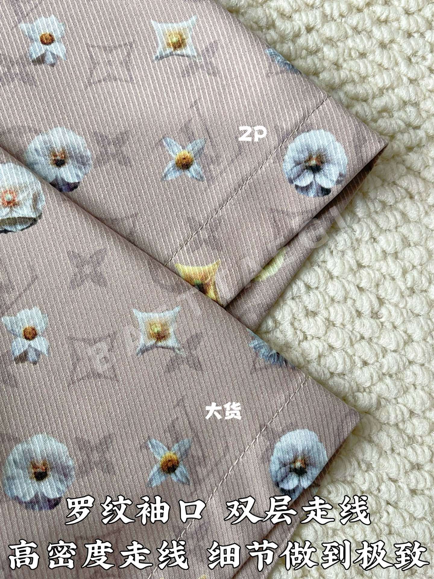 루이비통 프린트 실크 반팔 티셔츠 상세 이미지 6