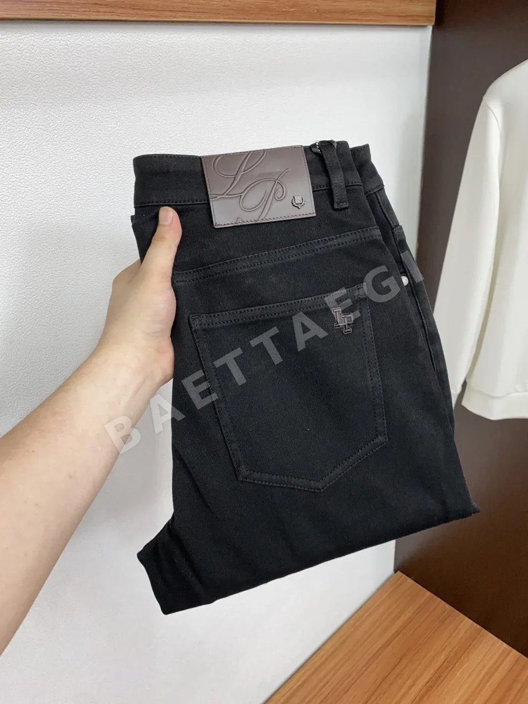 로로피아나 슬림 핏 남성 바지 198458