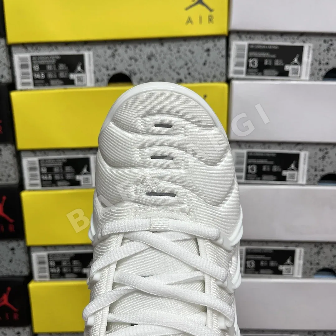 나이키 [OT] 에어 베이퍼맥스 플러스 934463-100 201577 Nike Air VaporMax Plus White 상세 이미지 8