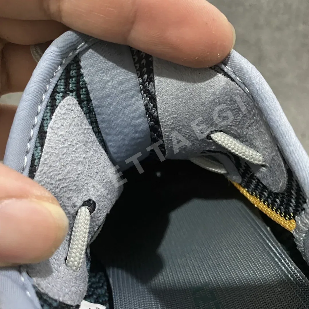 아디다스 이지 350 GY7657 200678 Adidas Yeezy 350 상세 이미지 11