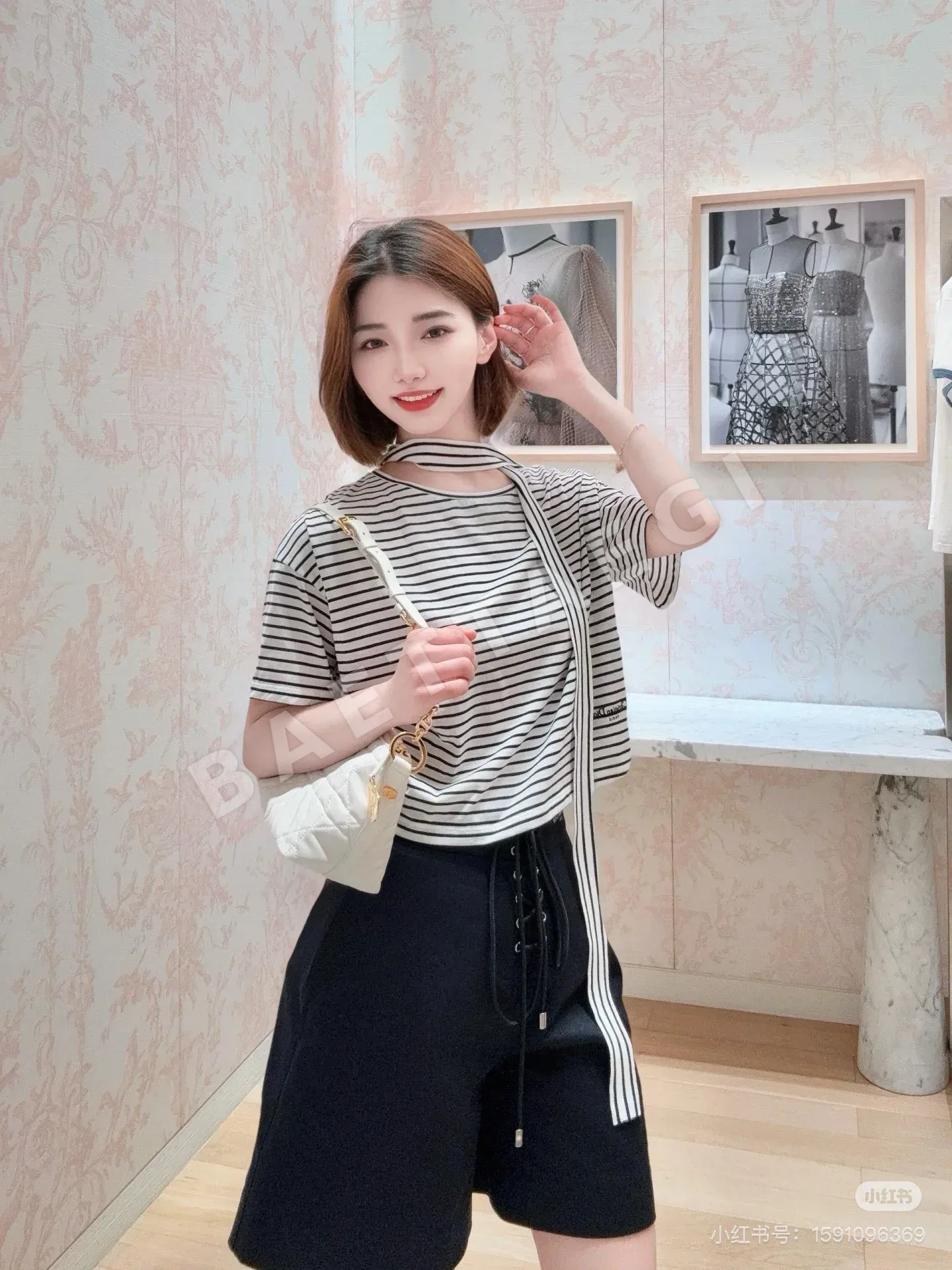 디올 리본 스트라이프 반팔 티셔츠 상세 이미지 2
