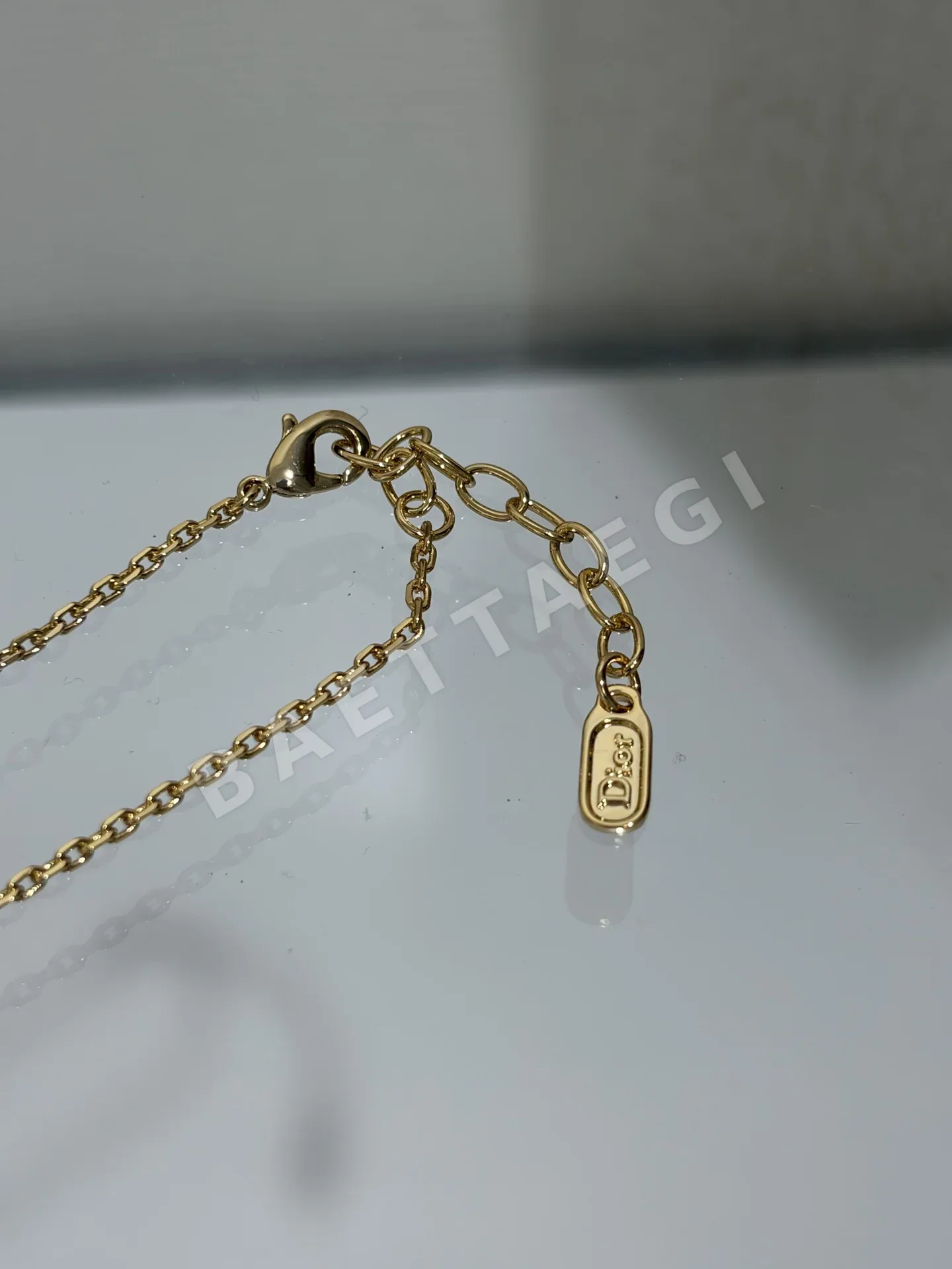 디올 다이아몬드 리본 목걸이 상세 이미지 4