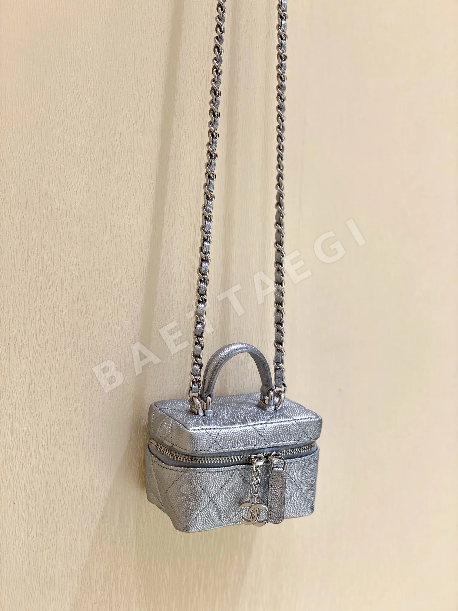 샤넬 가방 AP2194 상세 이미지 4