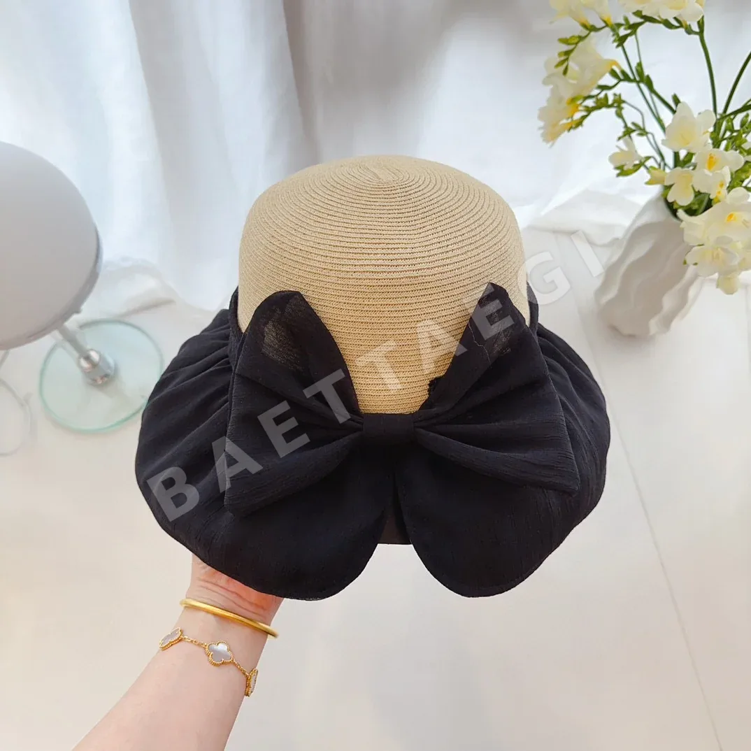 미우미우 모자 81022 Miu Miu Cap 상세 이미지 6