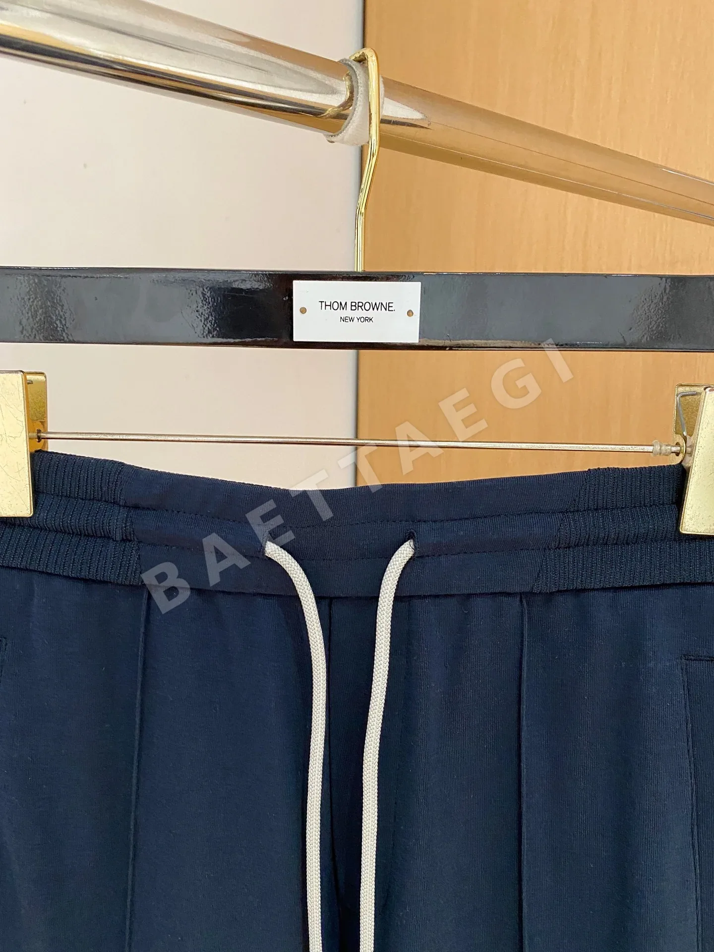 브루넬로쿠치넬리 텐셀 원단 남성 바지 상세 이미지 2
