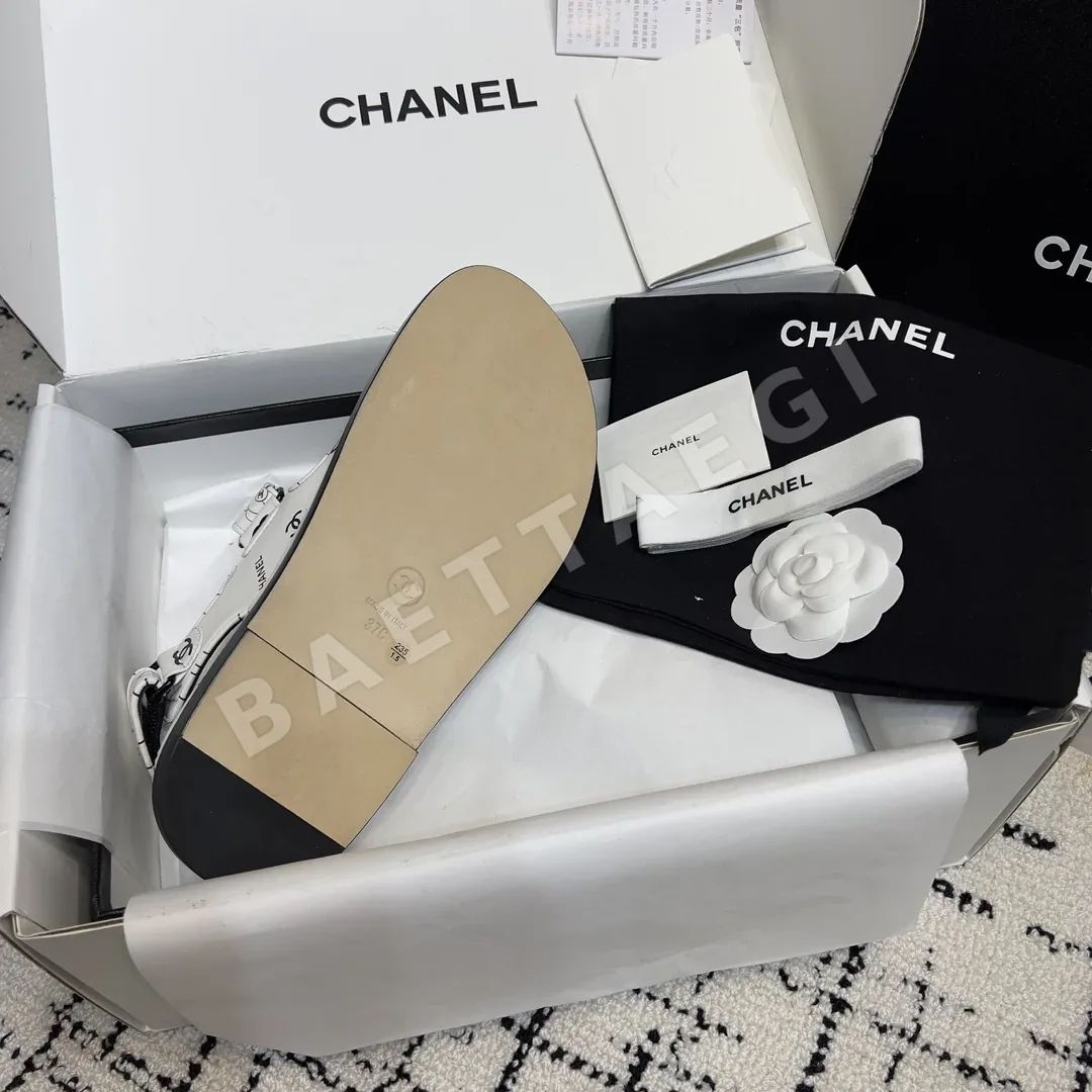 샤넬 더블 C 벨크로 비치슈즈 상세 이미지 5