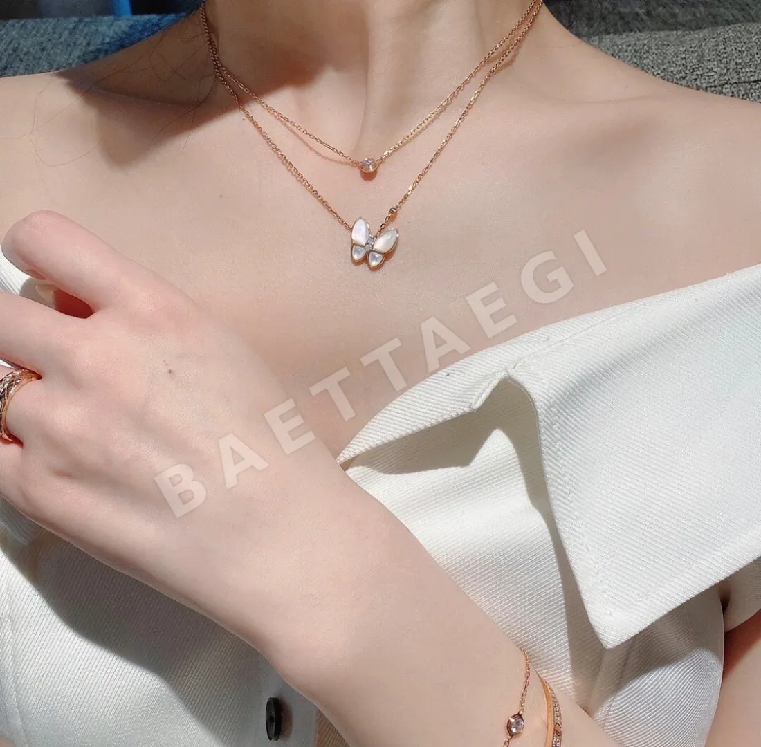 반클리프앤아펠 버터플라이 다이아 장식 목걸이 상세 이미지 4