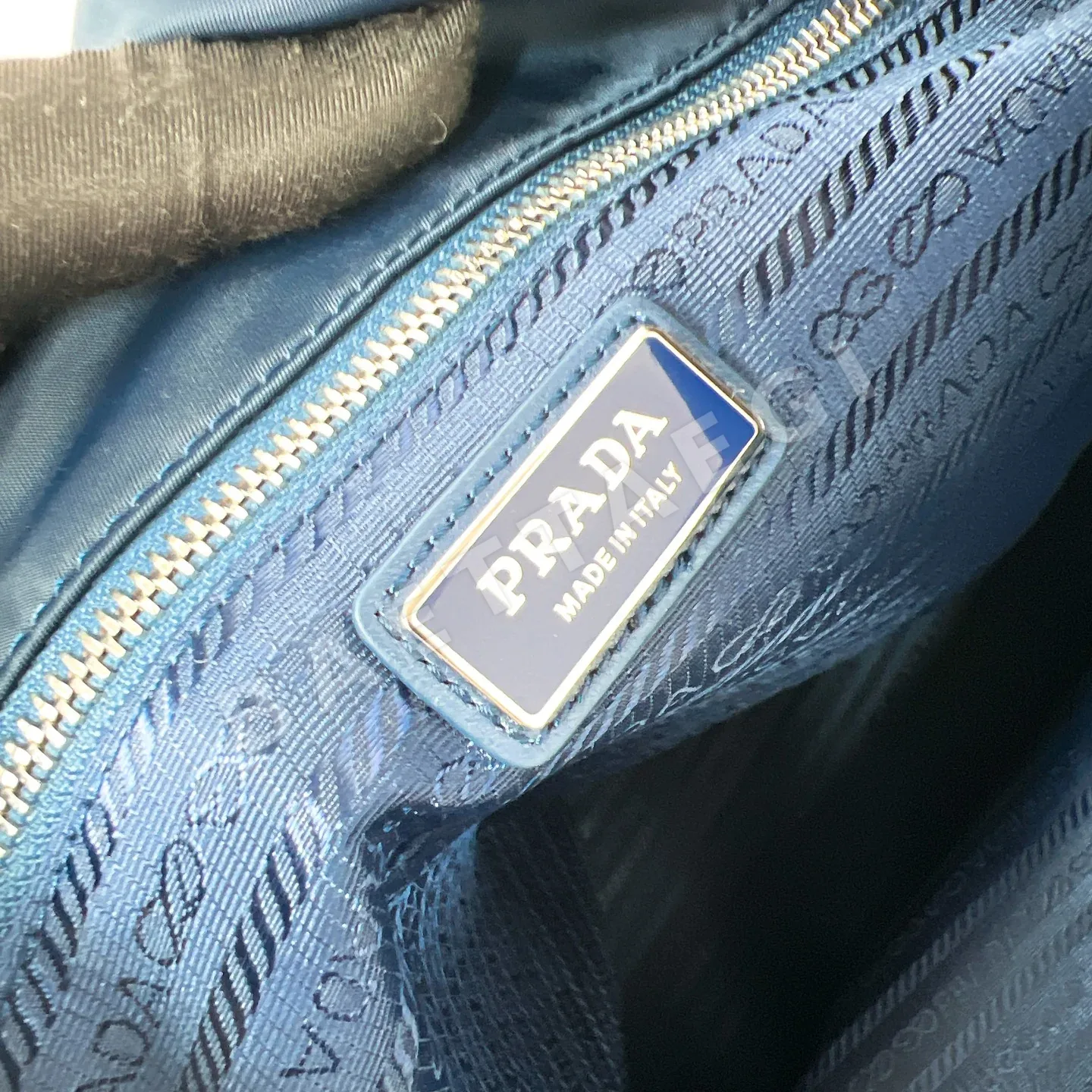 프라다 마리나 나일론 토트백 2VG133 상세 이미지 8