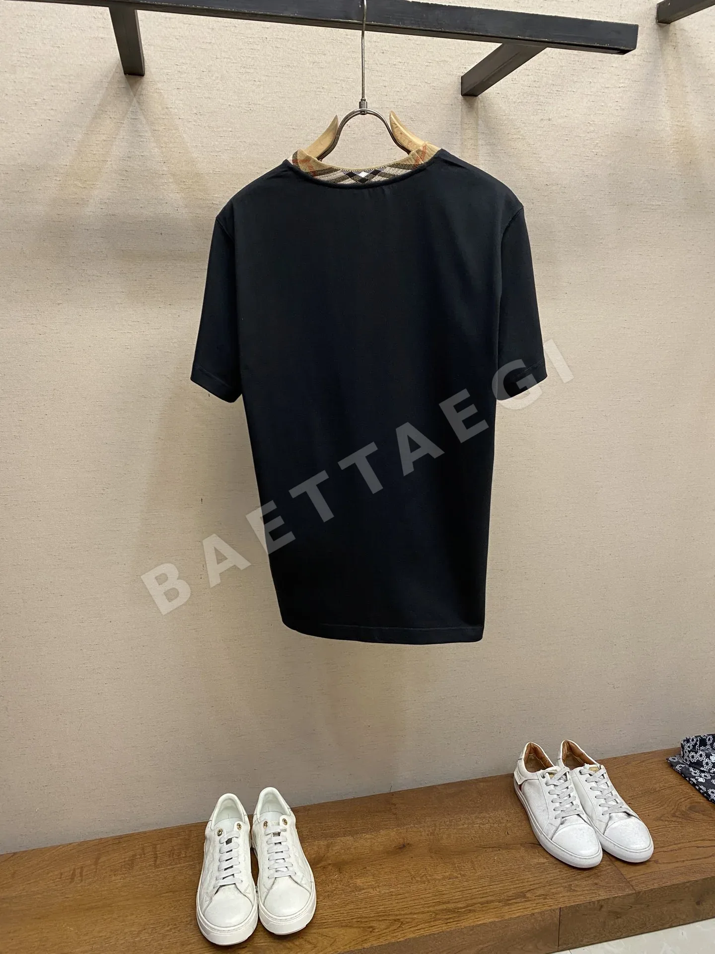 버버리 클래식 체크 크루넥 반팔티셔츠 상세 이미지 2