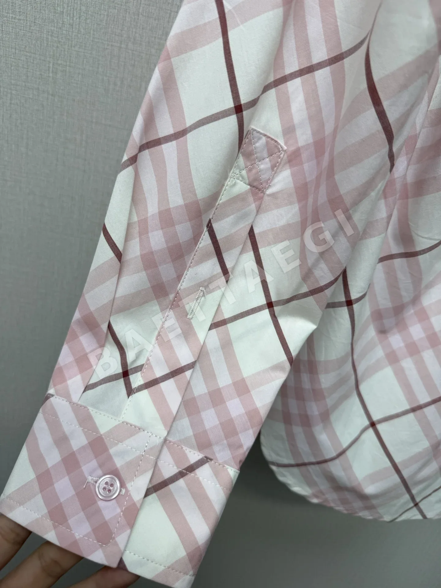 버버리 핑크 꽃무늬 코튼 체크 셔츠 상세 이미지 5