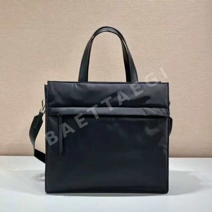 프라다 Re-Nylon 가죽 토트백 2VG076 상세 이미지 4