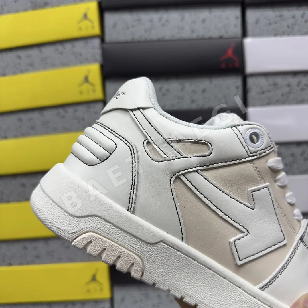 오프화이트 [KZ] 아웃 오브 오피스 OOO 로우 탑스 아이보리 202491 Off White Out Of Office OOO Low Tops 상세 이미지 4