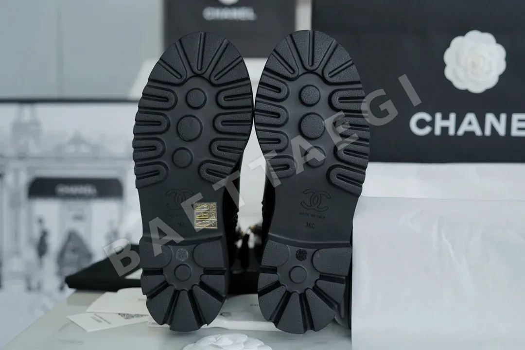 샤넬 블랙 레이스업 부츠 3428 상세 이미지 9