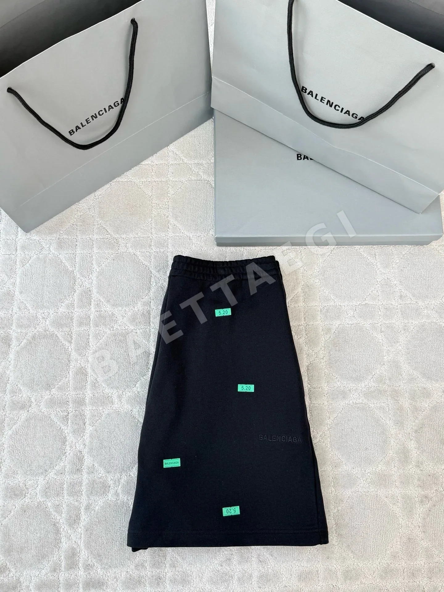 발렌시아가 리미티드 에디션 여성 반바지 상세 이미지 3
