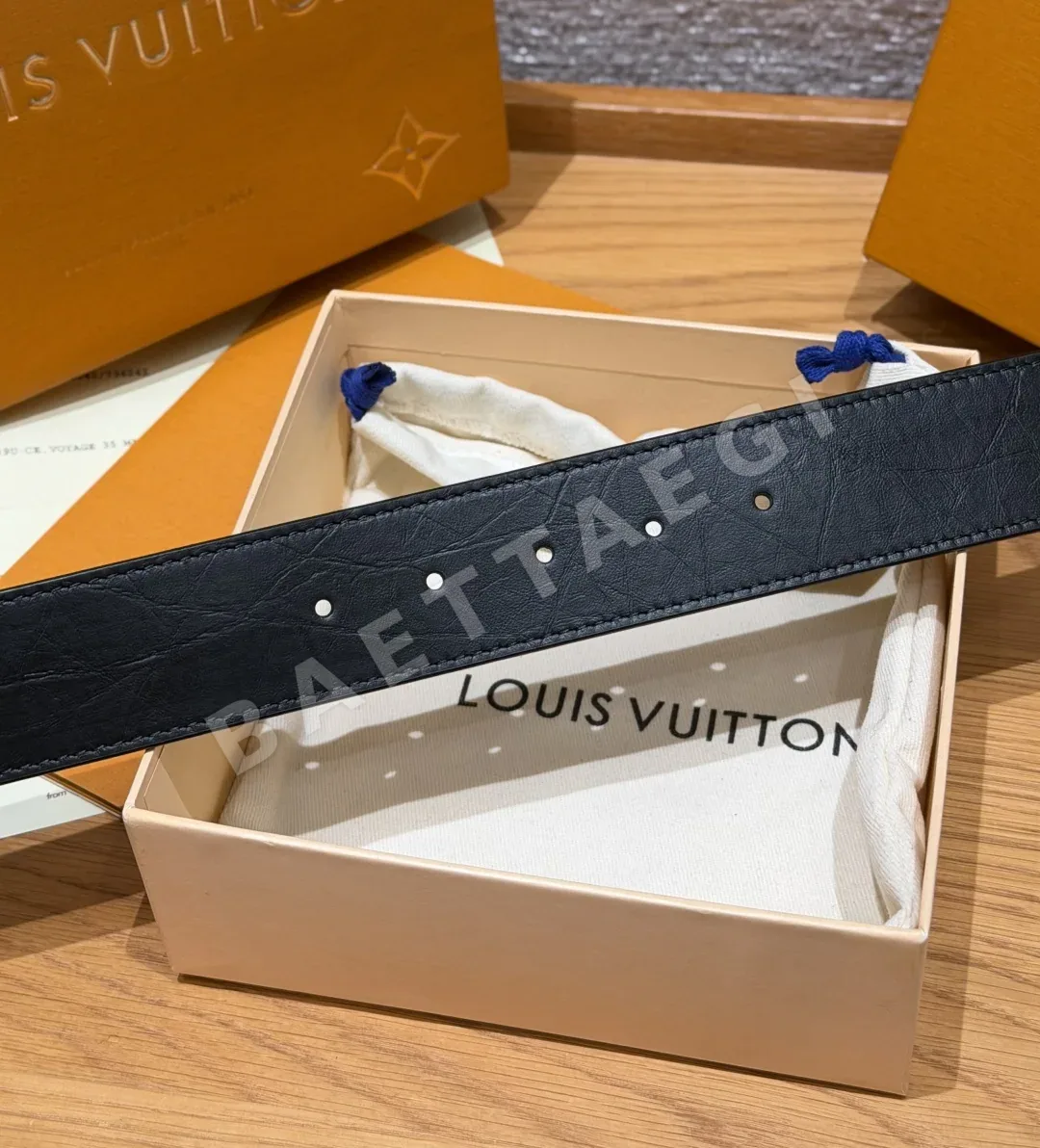 루이비통 LV 이니셜 모노그램 40mm 벨트 상세 이미지 6