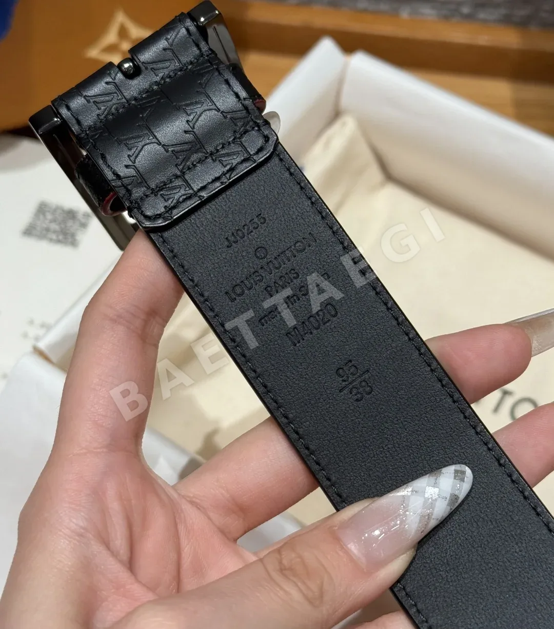 루이비통 35mm 핀 버클 가죽 벨트 상세 이미지 9