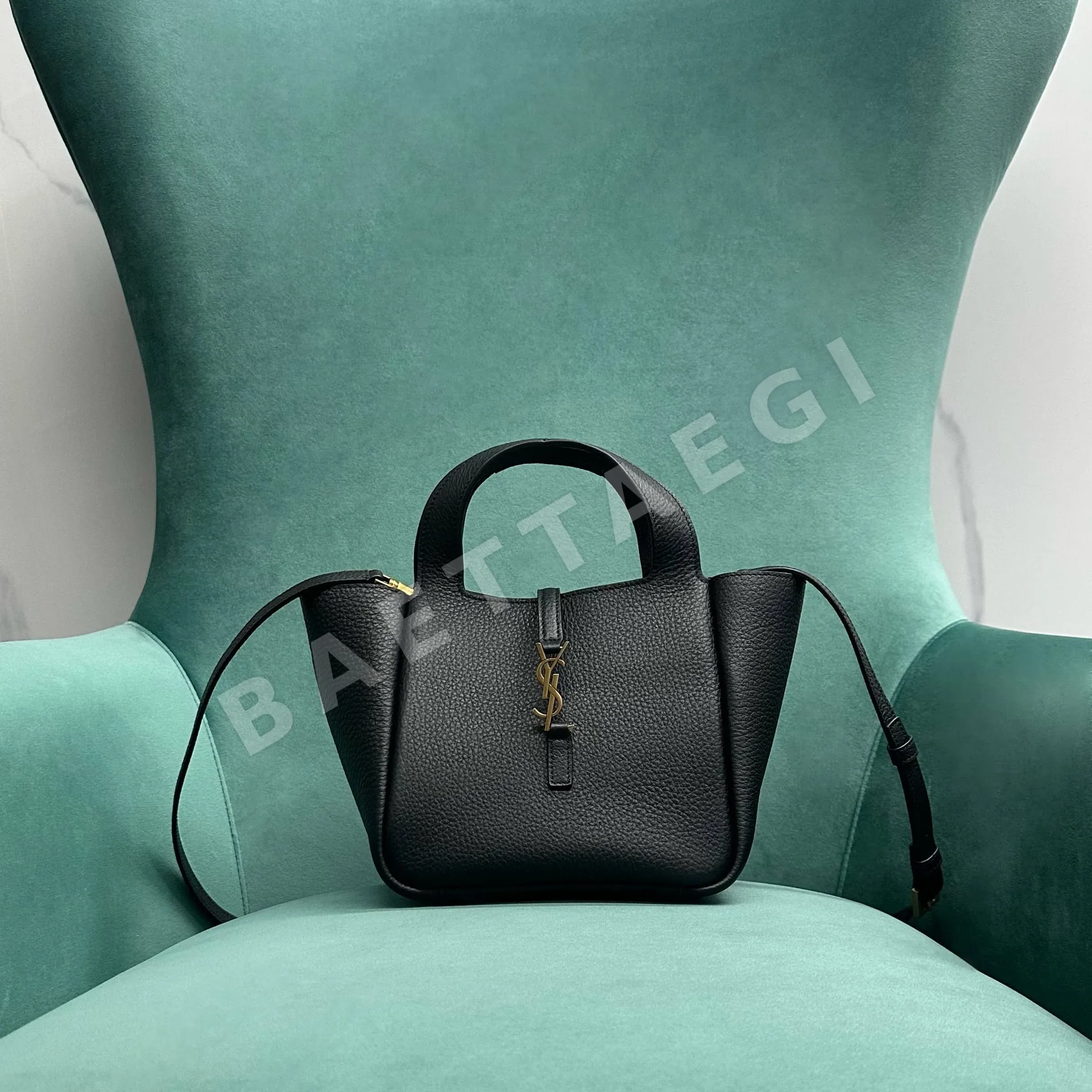 생로랑 베이비 BEA 미니 토트백 872469
