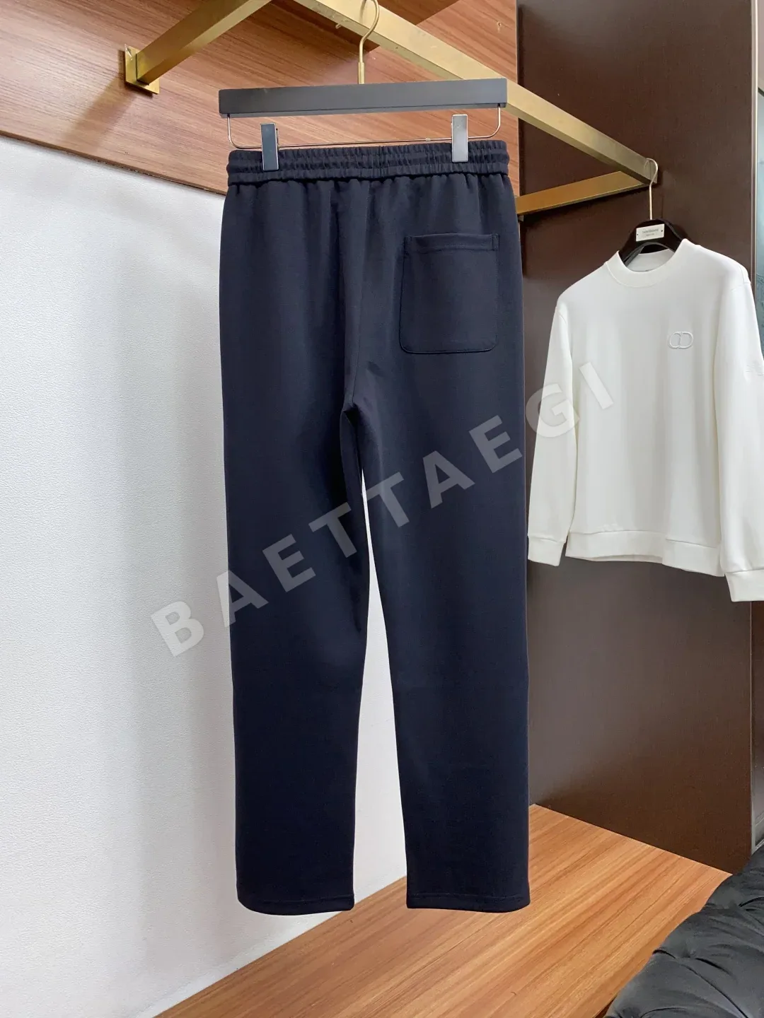 로로피아나 스탠드카라 클래식 자수 가디건 자켓 상세 이미지 6