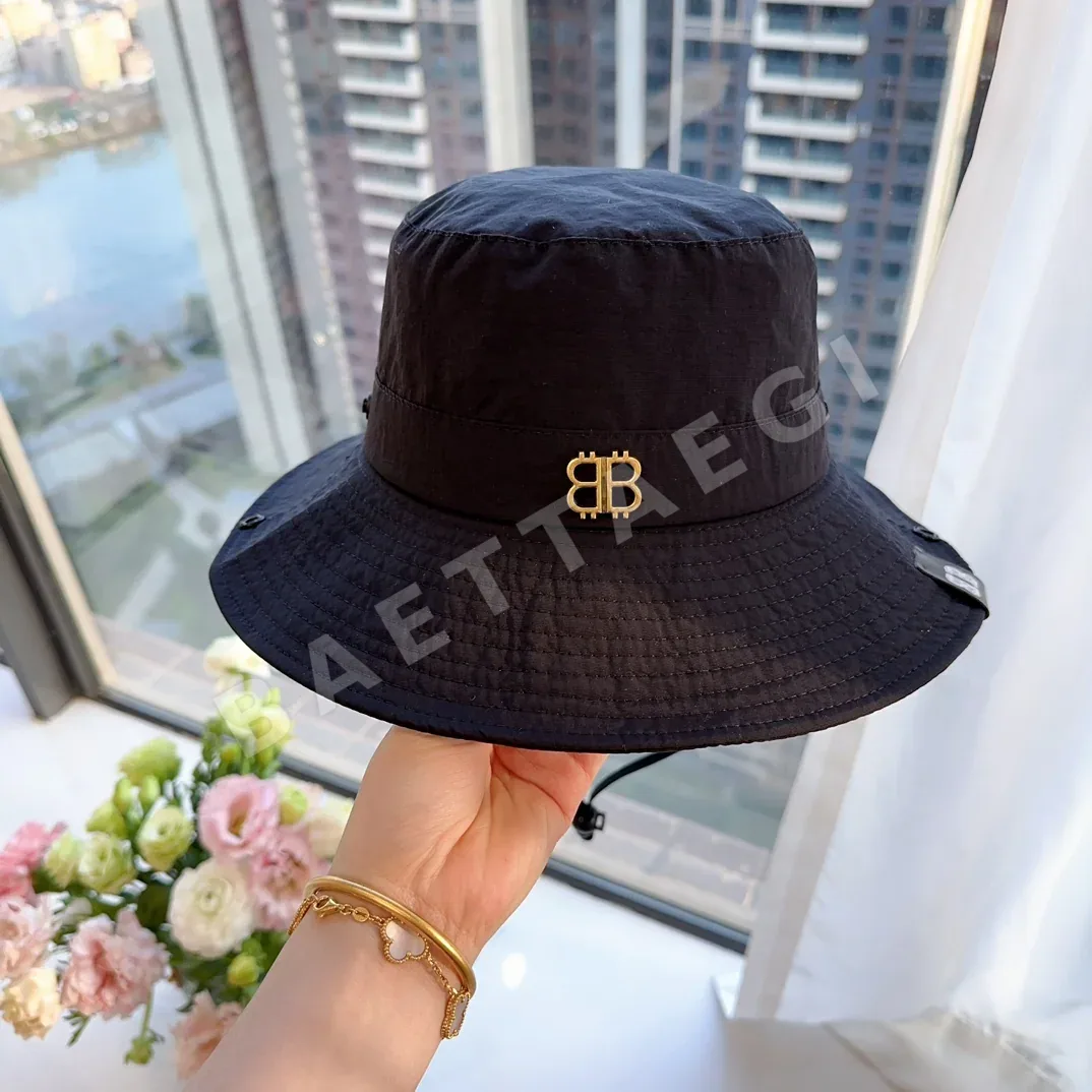 발렌시아가 버켓 햇 모자 상세 이미지 3
