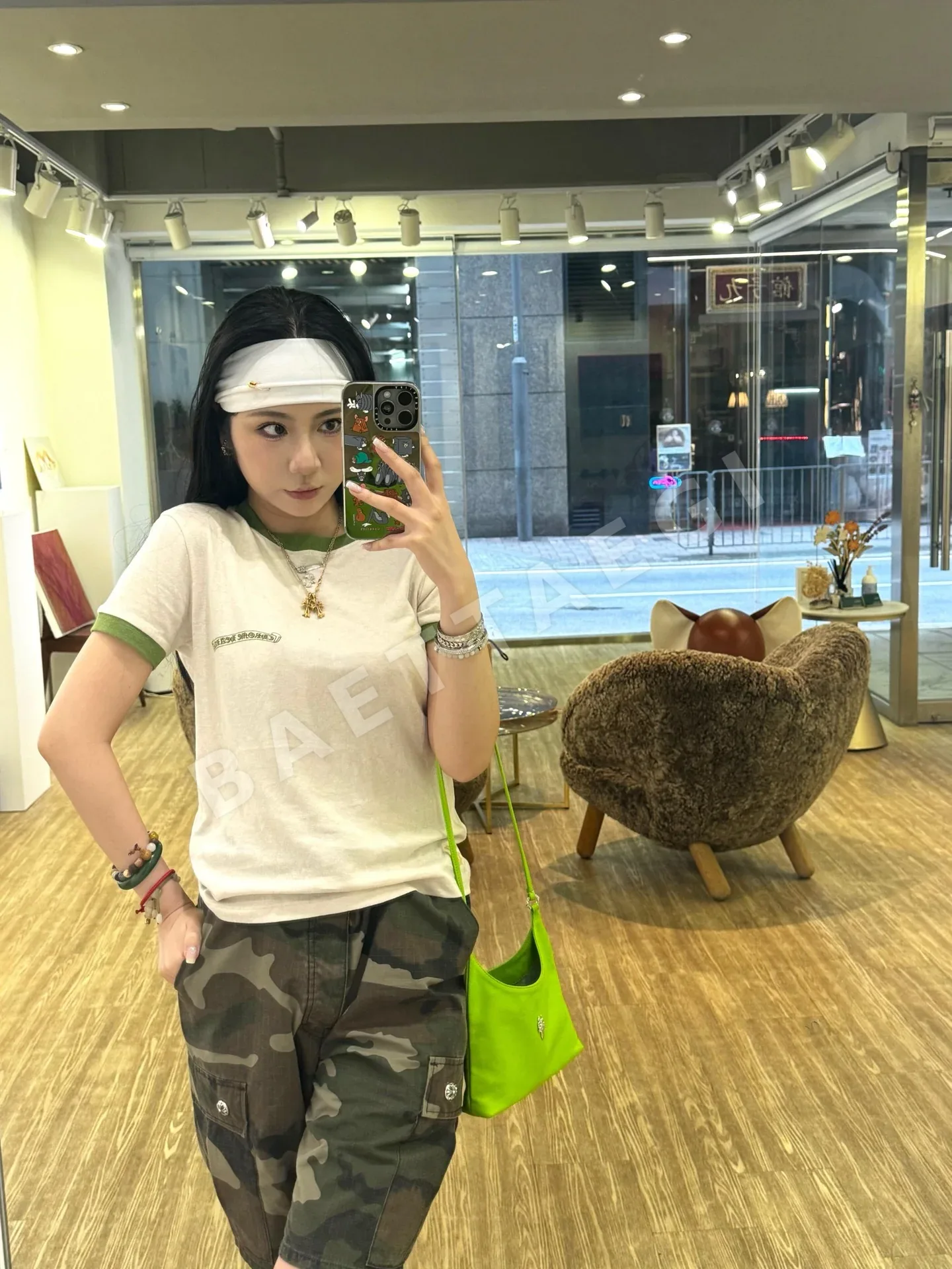 크롬하츠 여성 산스크리트어 프린트 반팔 티셔츠 상세 이미지 35