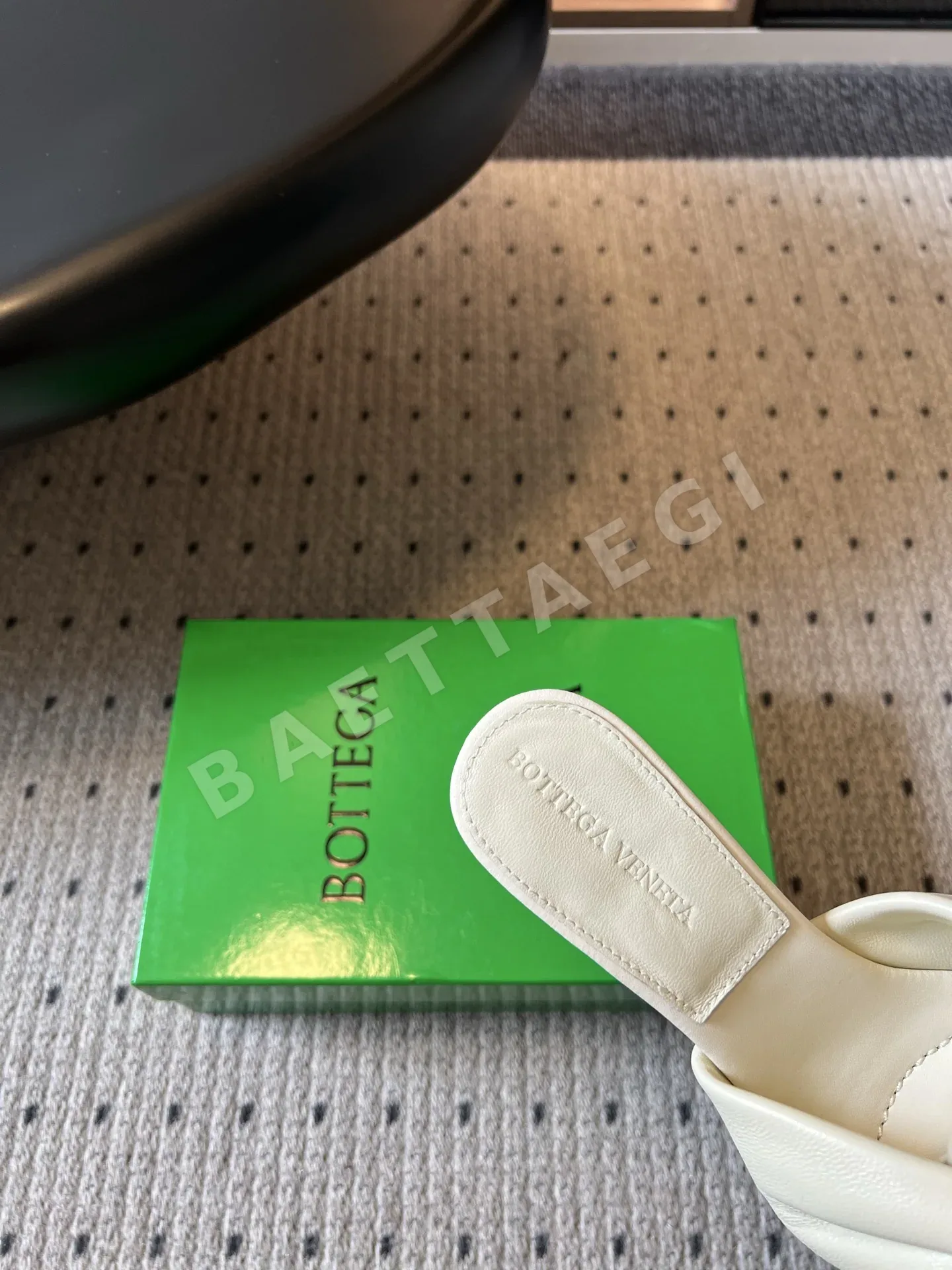 보테가베네타 트위스트 스트랩 하이힐 샌들 상세 이미지 8