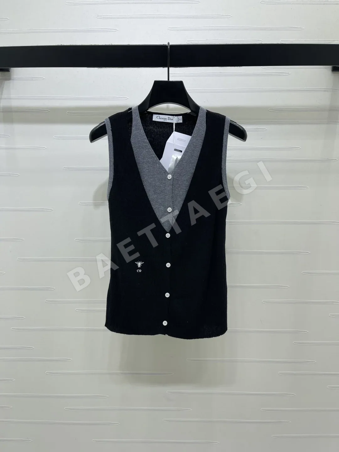 디올 컬러 블록 페이크 투피스 니트 베스트 155672