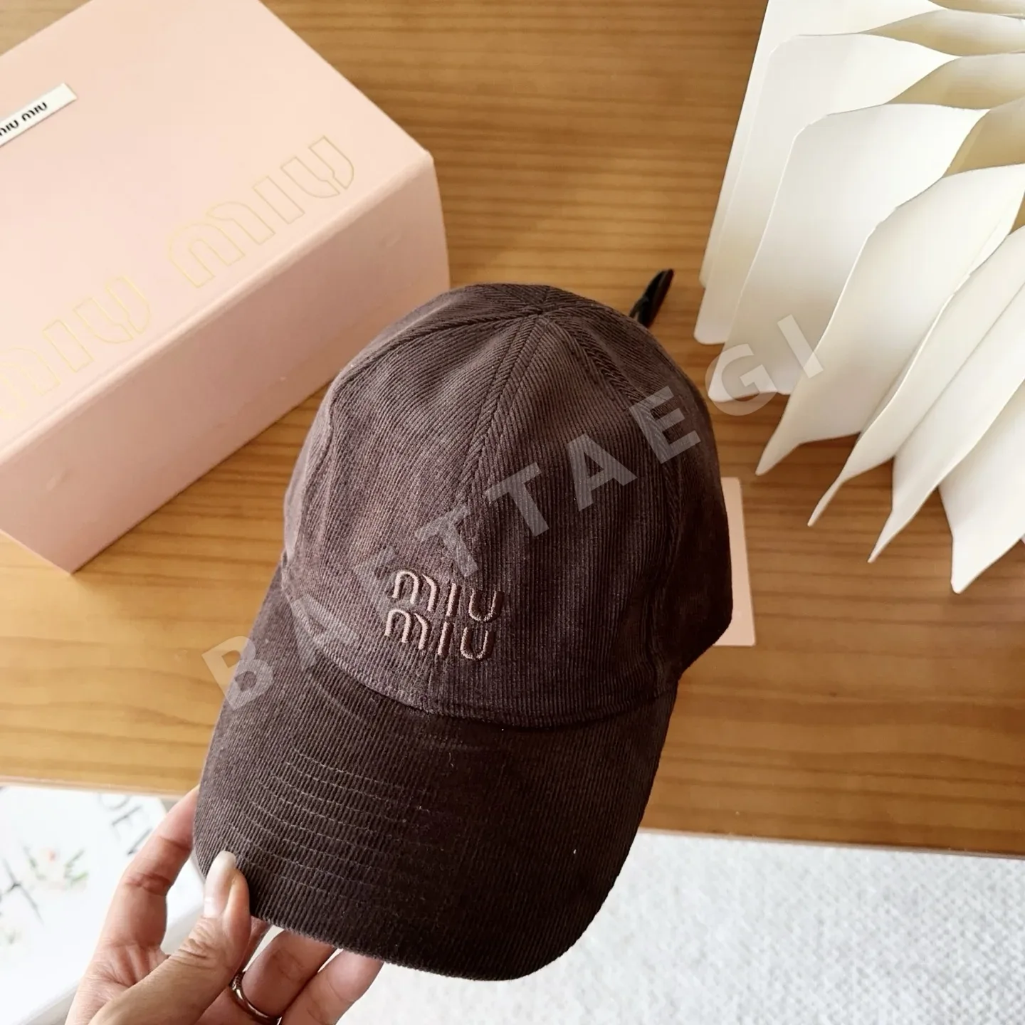 미우미우 모자 80889 Miu Miu Cap 상세 이미지 4