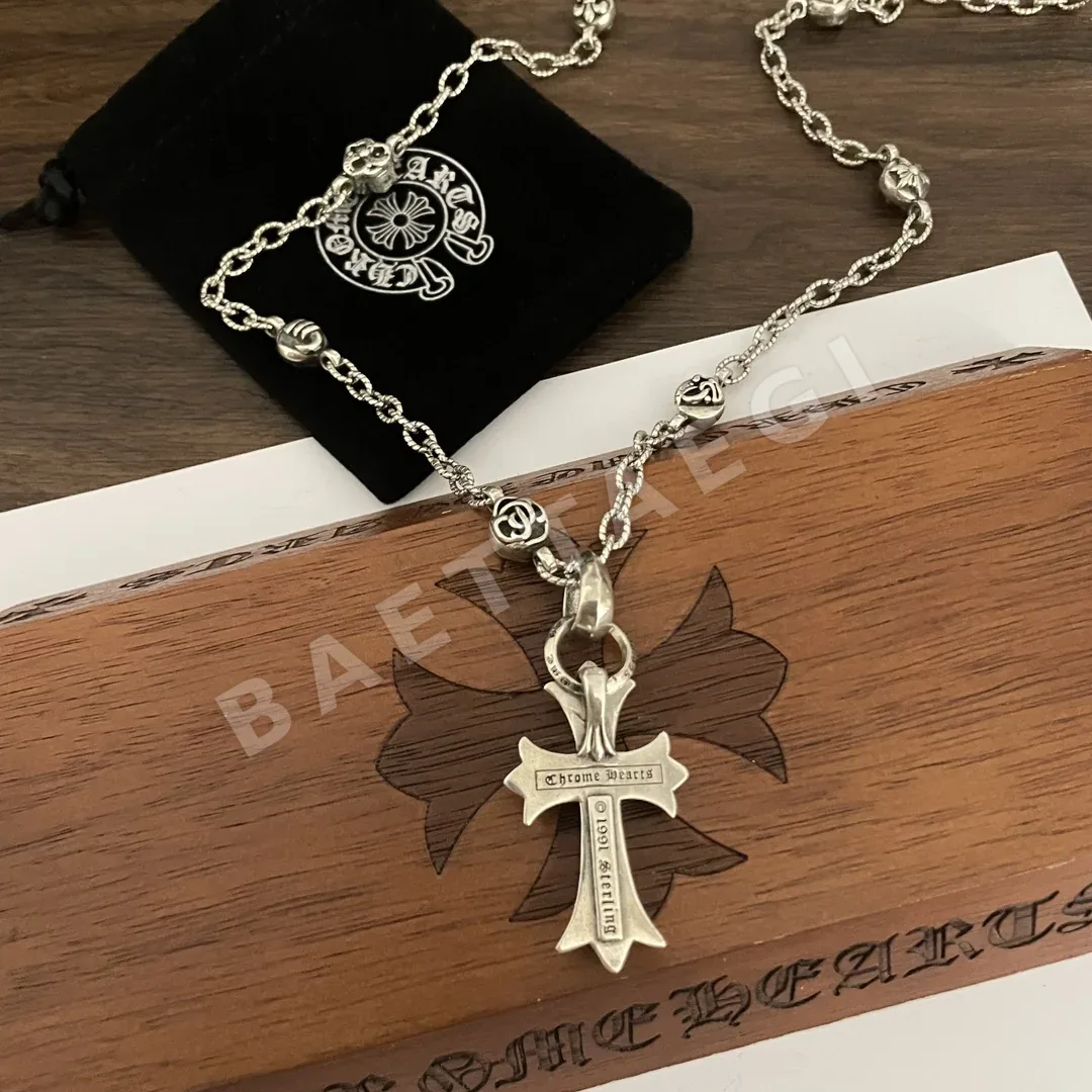 크롬하츠 클래식 레트로 크로스 펜던트 목걸이 상세 이미지 3