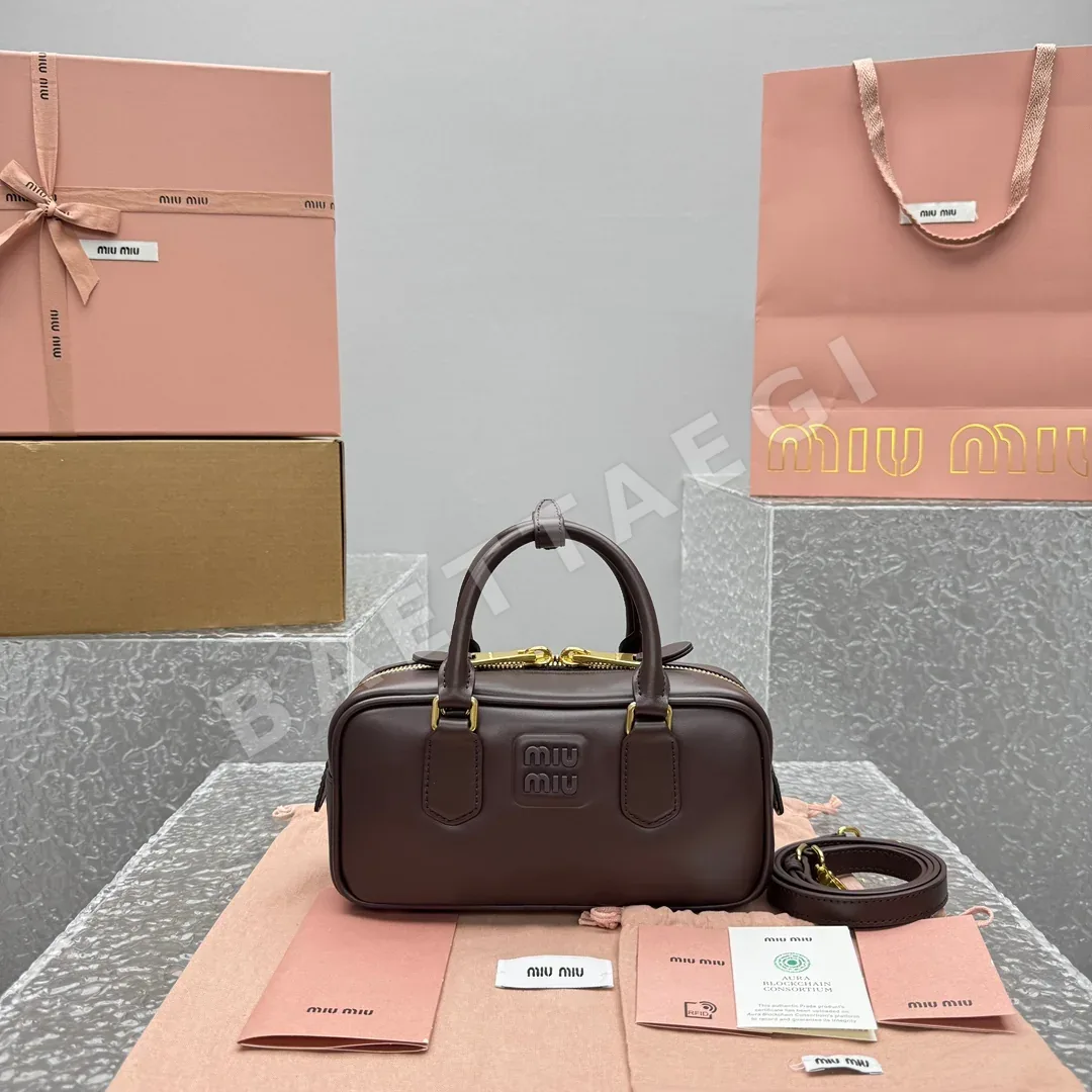 미우미우 초콜릿 볼링 가방 68465