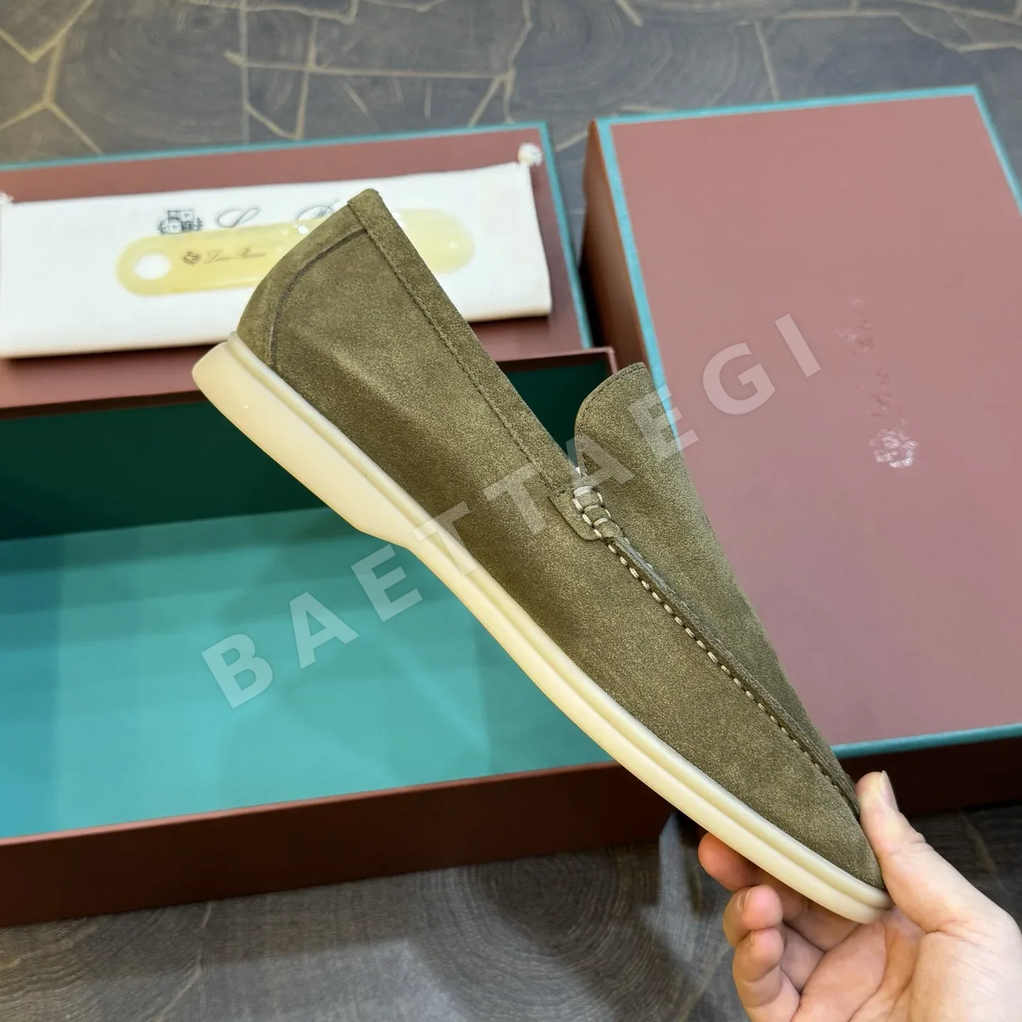 로로피아나 로퍼 스웨이드 상세 이미지 6