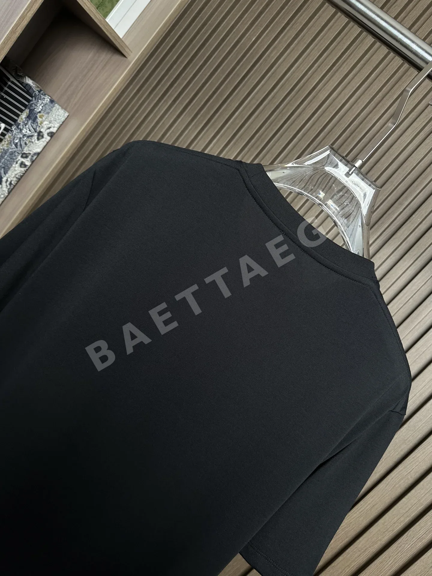 로에베 남성 반팔 상세 이미지 5