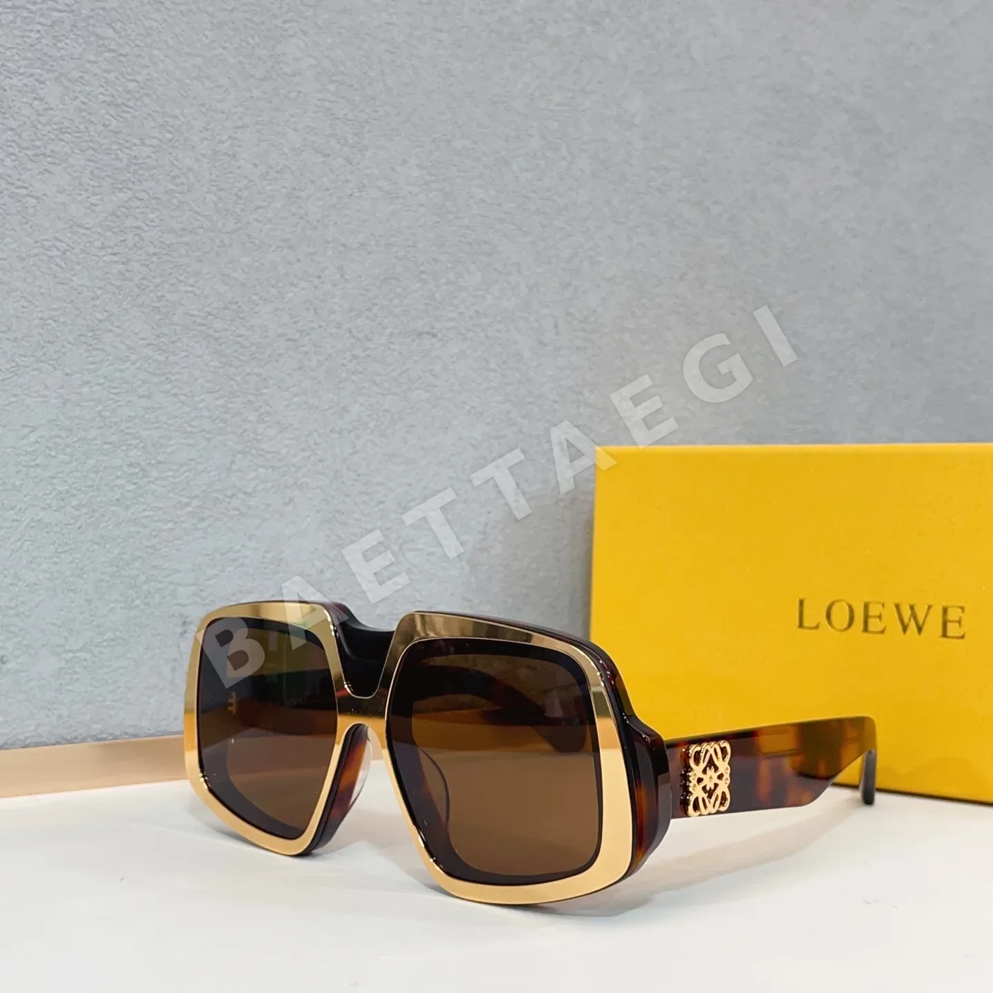 로에베 LW40194 I 선글라스 상세 이미지 4