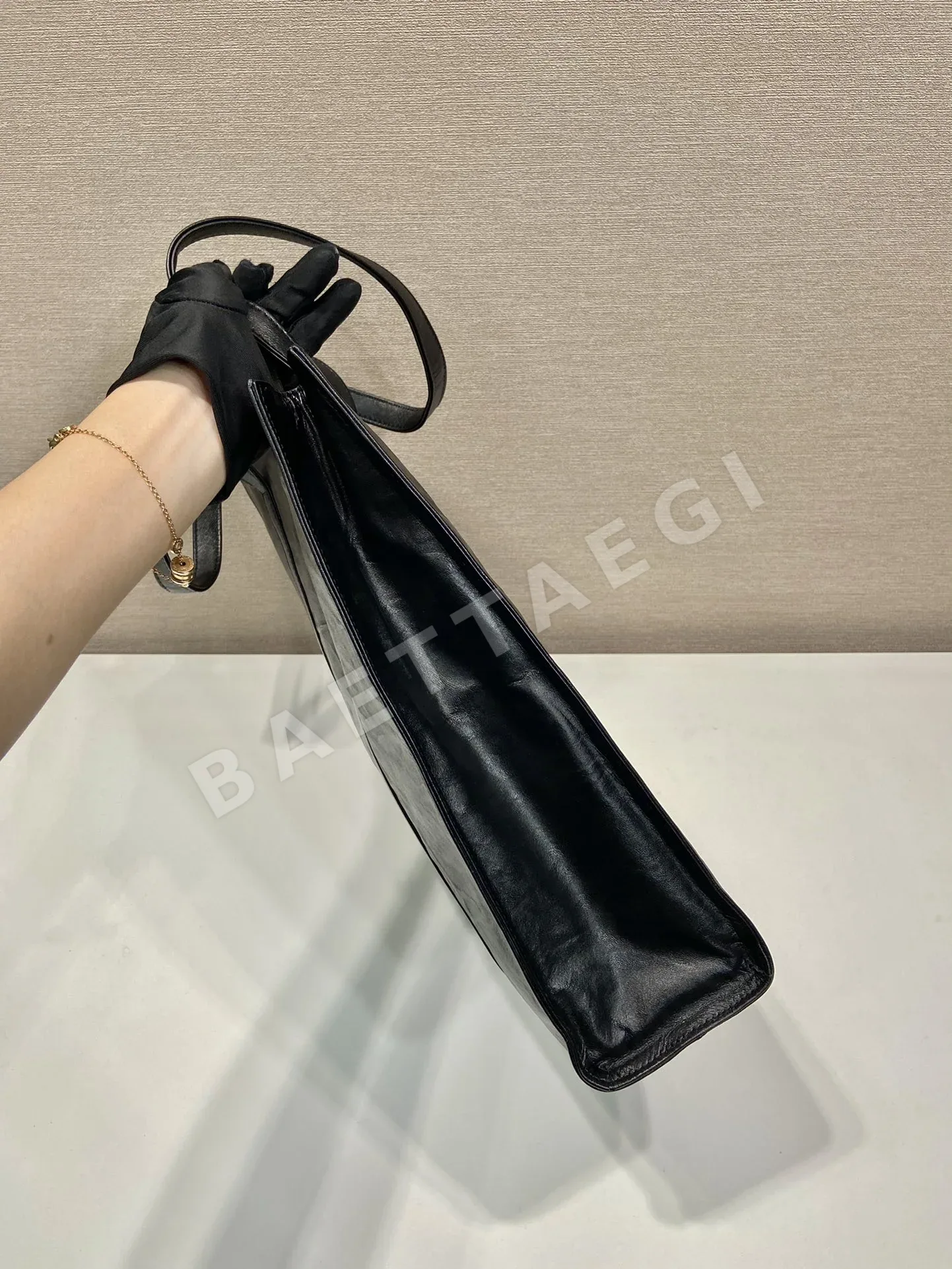프라다 램스킨 스몰 토트백 1BG459 상세 이미지 6