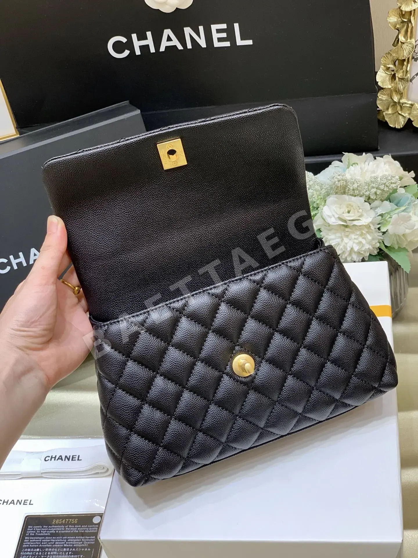 샤넬 코코 클래식 핸들 가방 A92993 상세 이미지 8